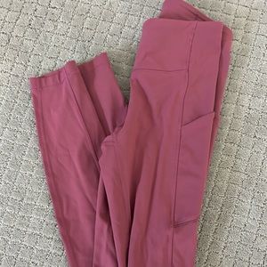 BRAND NEW rare lululemon wunder under pocket leggings